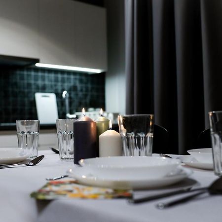 ורשה Crystal Guesthouse מראה חיצוני תמונה