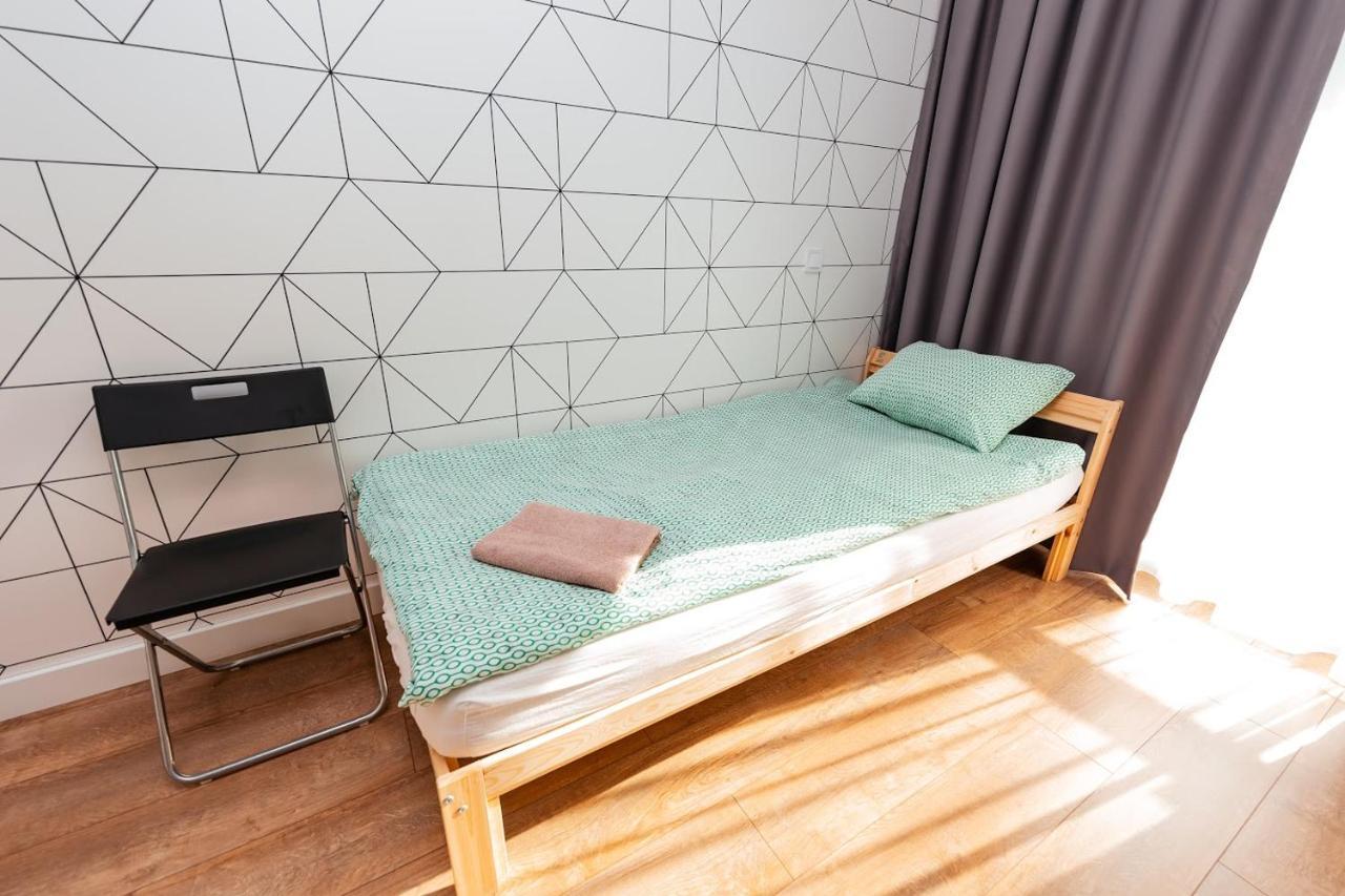 ורשה Crystal Guesthouse מראה חיצוני תמונה